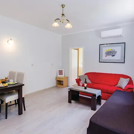 דירה One-bedroom Bosanka 08 *