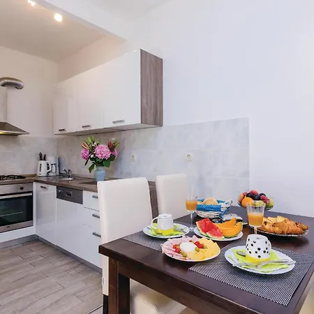 Pet Friendly In Bosanka With Kitchen Lejlighed Dubrovnik