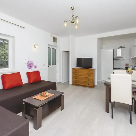 Pet Friendly In Bosanka With Kitchen Dubrovnik