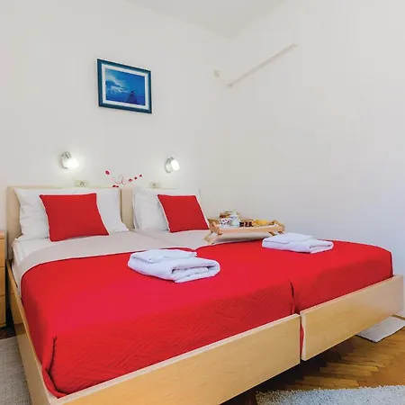 Pet Friendly In Bosanka With Kitchen * Dubrovnik