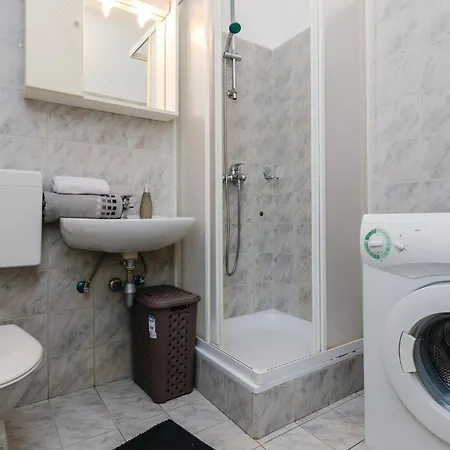 One-bedroom Bosanka 08 * Dubrovnik