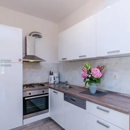 One-bedroom Bosanka 08 *